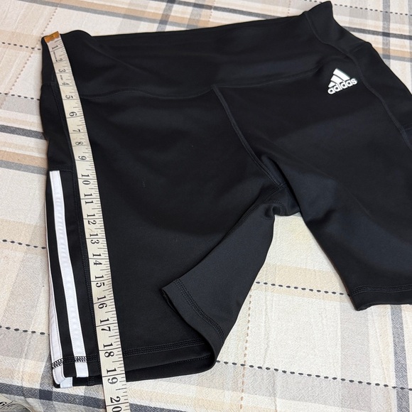 Adidas Women's Black Bike Shorts - Picture 6 of 8